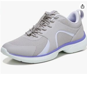 NWOB 7.5M Vionic Olessa  slip in Sneakers Shoes